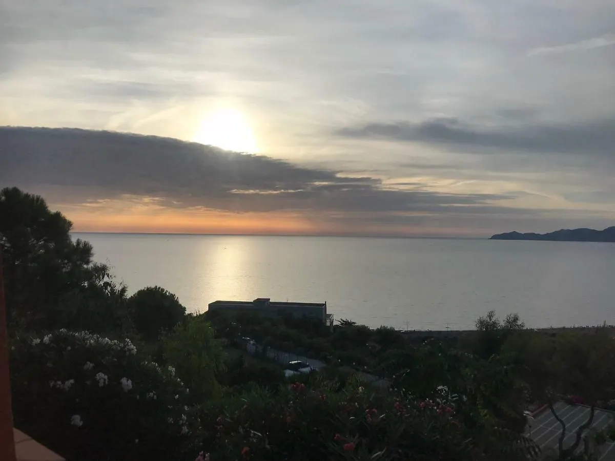 Appartamento Relax Villaggio Turas Magomadas Σπίτι διακοπών